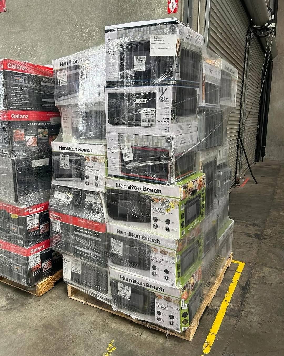 Assorted bedding and linen products packed in cartons