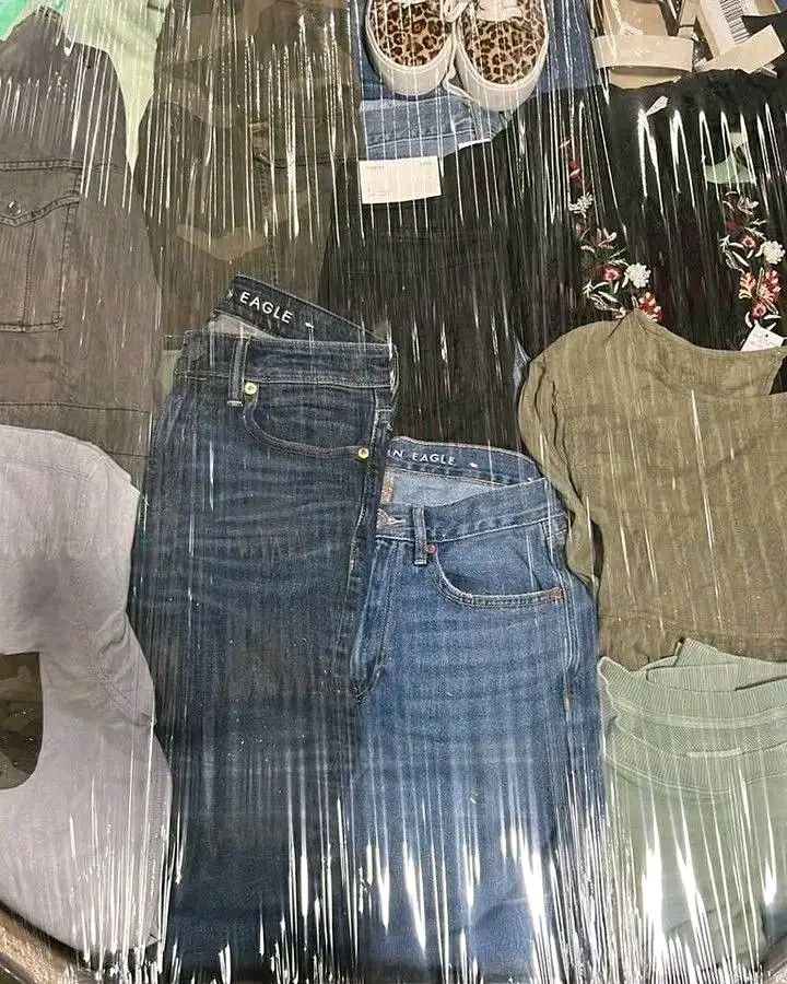Retail surplus merchandise stored in a warehouse