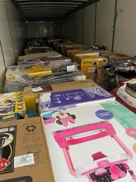 Sports and outdoor goods packed for wholesale sale
