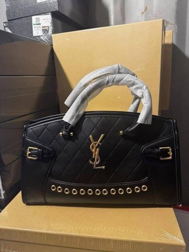 Branded Ladies Handbags Pallet – 200 Pieces Luxury Designer Bags Wholesale - Image 13