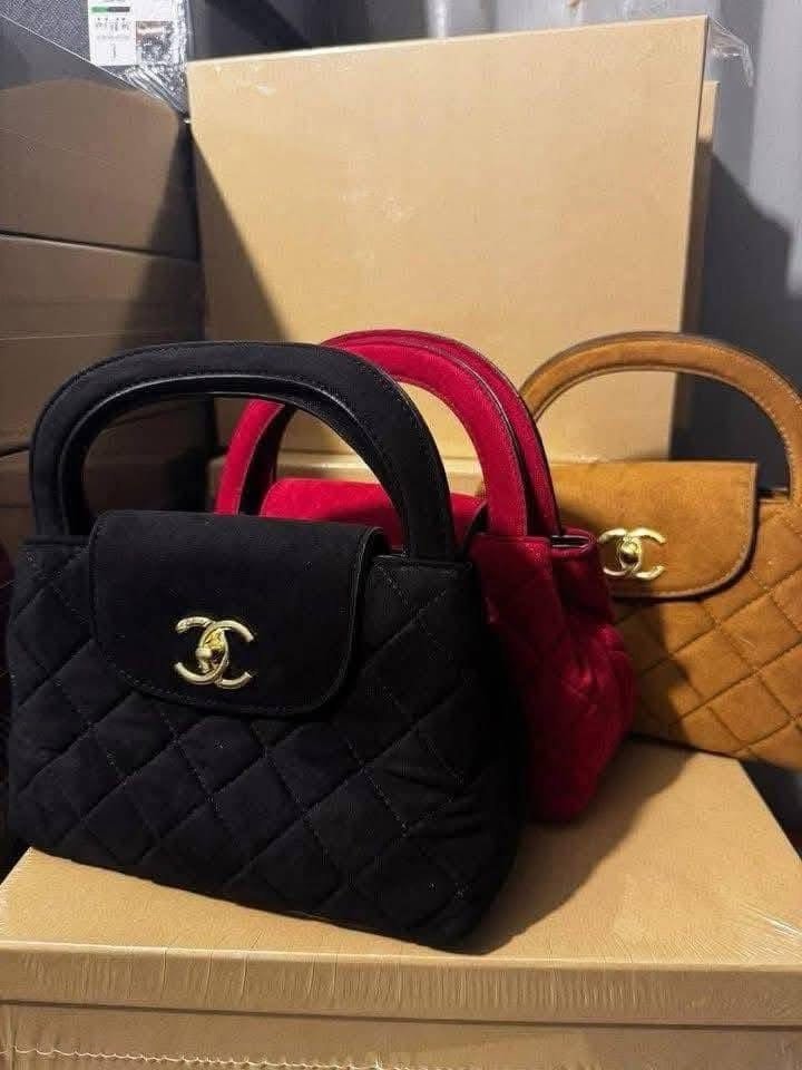 Branded Ladies Handbags Pallet – 200 Pieces Luxury Designer Bags Wholesale - Image 15