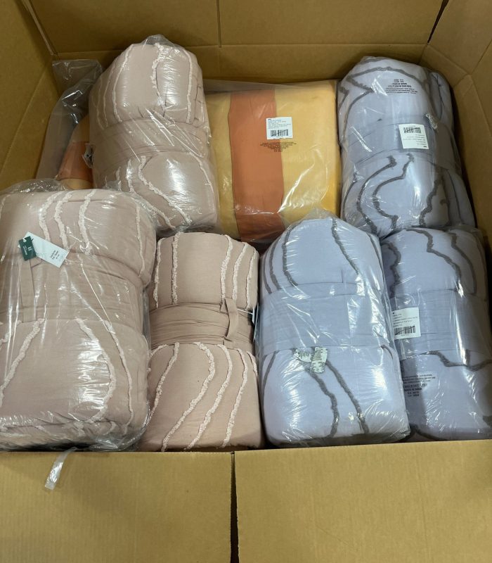 Assorted Comforters: 92% Off Original Retail (G59757)