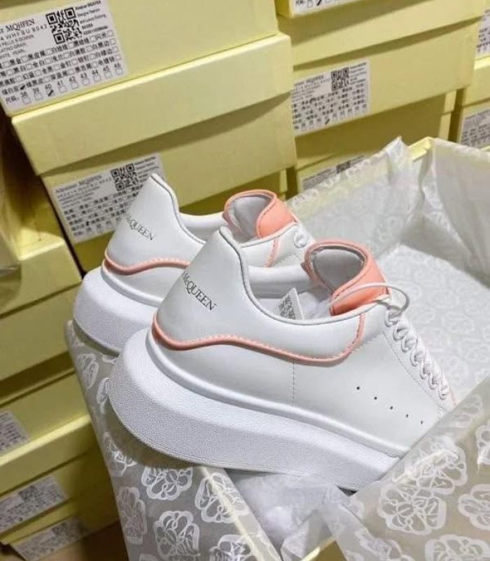 Wholesale Alexander McQueen Shoes Pallet (100 Pairs)